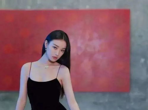 9個動作打造迷人直角肩，告別粗壯斜方肌，重塑都市白領優雅體態